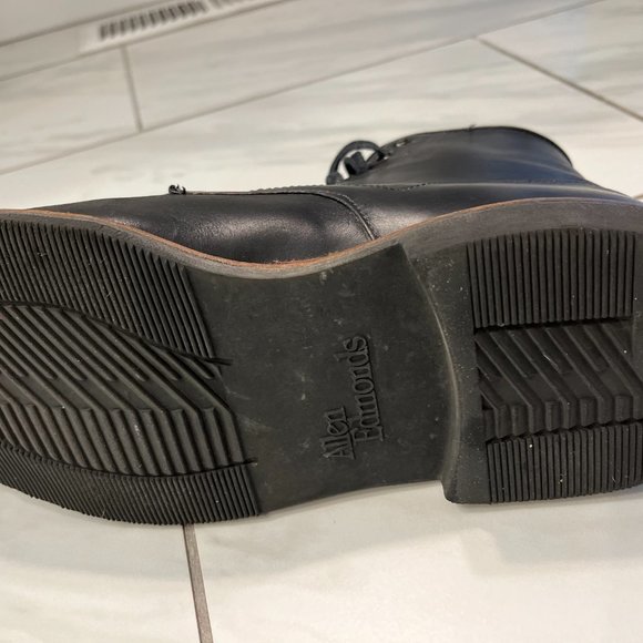 Allen Edmonds Higgins Mill Boots (Black) main image 6